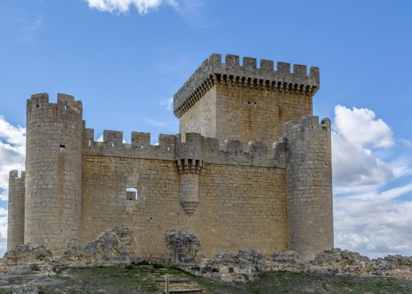Castillo Templario de Alcañices (Torreón del Reloj), Spain